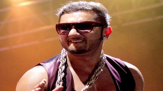 Honey Singh recalls ‘Lungi Dance’ song set prank; says, “They called me and made me sit for up to 12 hours with makeup” 12 : Bollywood News – MASHAHER