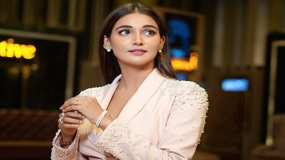 Mukti Mohan prioritizes meaningful relationships in the industry: “I feel it’s really important to stay connected” : Bollywood News – MASHAHER