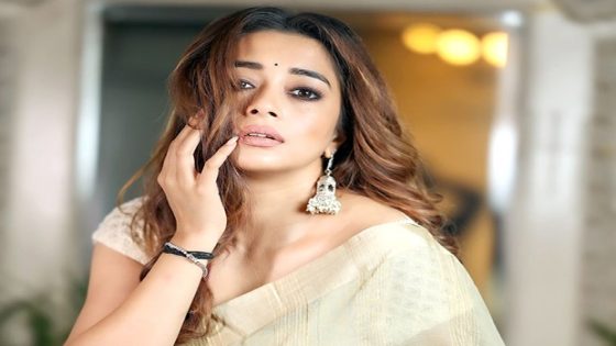 Tina Datta welcomes Ganpati Bappa at her home after Covid hiatus; says, “The Bengali me is mixing in with the Maharashtrian traditions” : Bollywood News – MASHAHER