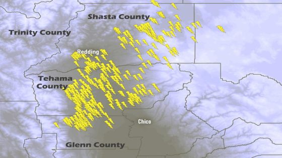 Powerful Redding thunderstorm generates record rain Sunday, hundreds of lightning strikes – MASHAHER