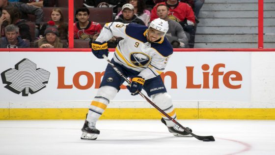 Ex-Sabres Star Gets Brutal Injury News – MASHAHER