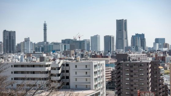 Japan teen jumps to death, killing pedestrian below – MASHAHER