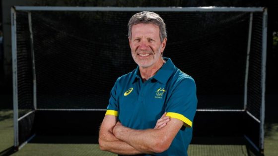 Kookaburras coach Colin Batch steps down – MASHAHER