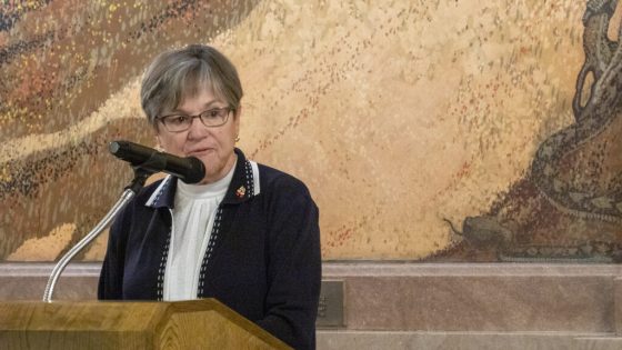 Lawmakers plan brazen power grab, pushing aside Kansas voters and Gov. Laura Kelly – MASHAHER