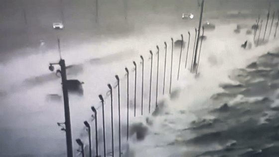 Extreme Storm Surge From Hurricane Helene Shuts Down Tampa Bridges – MASHAHER