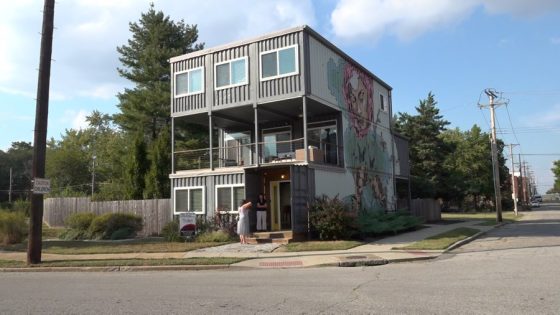 Shipping container home in Old North St. Louis featured on ‘Zillow Gone Wild’ – MASHAHER