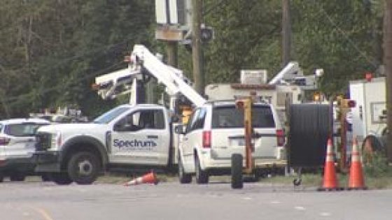 Truck stolen with Spectrum utility worker still in bucket, police say – MASHAHER