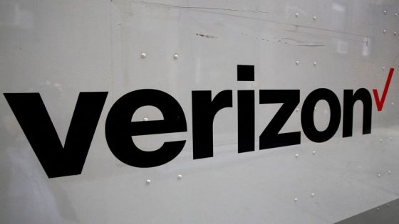 Verizon’s mobile network down for thousands of users in US, Downdetector shows – MASHAHER