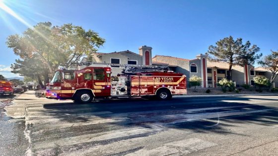 2 hospitalized after fire at northwest Las Vegas valley apartment complex – MASHAHER