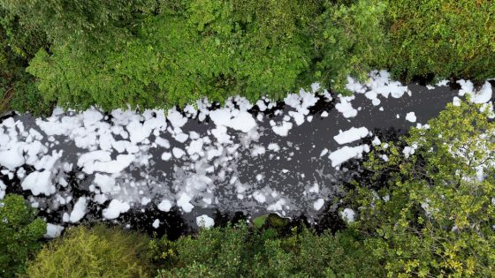 Locals in Greater Manchester town horrified when river starts foaming – MASHAHER