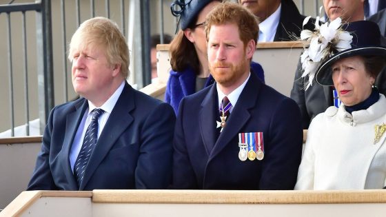 Buckingham Palace dismiss claims of Boris Johnson’s ‘manly pep talk’ with Prince Harry – MASHAHER