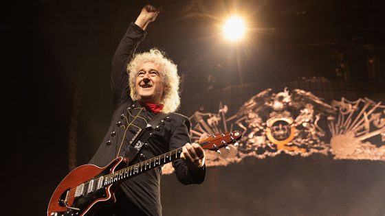 Queen’s Brian May Reveals He Suffered a ‘Minor Stroke’ – MASHAHER