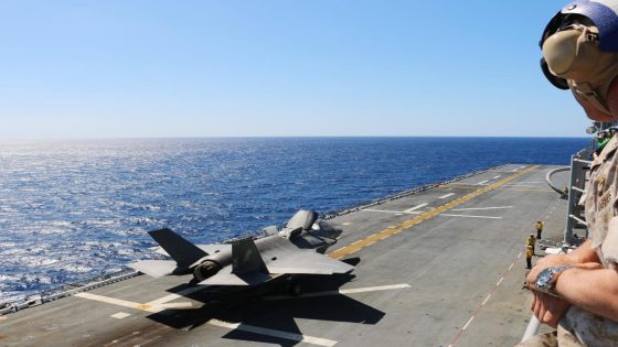 US forces are going to help Japan get its destroyer-turned-aircraft carrier ready to fly F-35 stealth fighters – MASHAHER