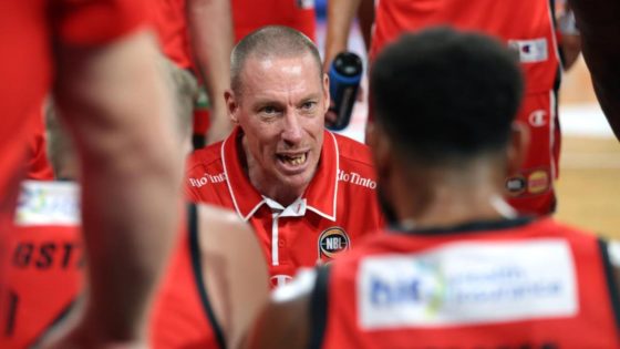 Perth hand NBL coach John Rillie three more years – MASHAHER