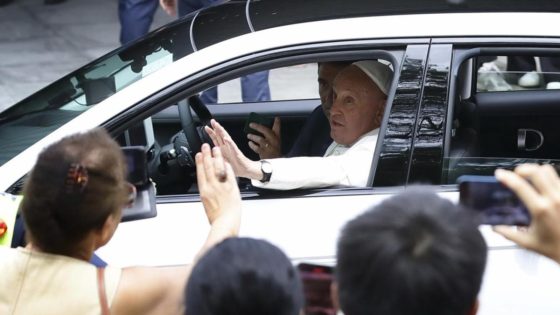 Pope urges fair wages for Singapore’s migrant workers – MASHAHER