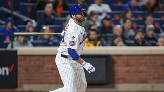 Mets place J.D. Martinez on paternity list, recall DJ Stewart from Triple-A – MASHAHER