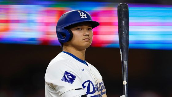 Shohei Ohtani receives mostly cheerful welcome in return to a half-full Angel Stadium – MASHAHER