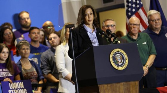 Kamala Harris’ Blunt Reply to Rally Heckler Who Called Out Donald Trump – MASHAHER