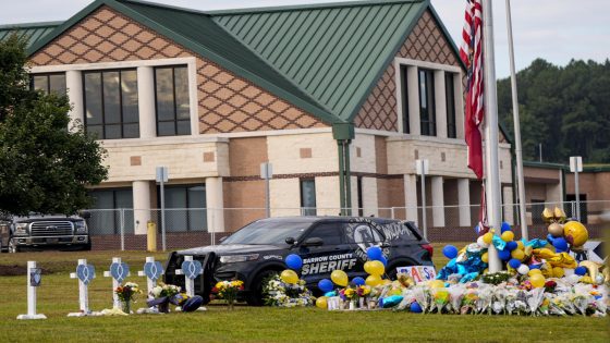 Mom of suspect in Georgia school shooting indicted and is accused of taping a parent to a chair – MASHAHER