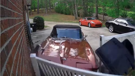 Dad Crashes 1966 Corvette Trying To Impress Daughter’s Boyfriend – MASHAHER