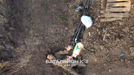 Watch: Ukrainian drone drops bottle of water for dying Russian soldier – MASHAHER