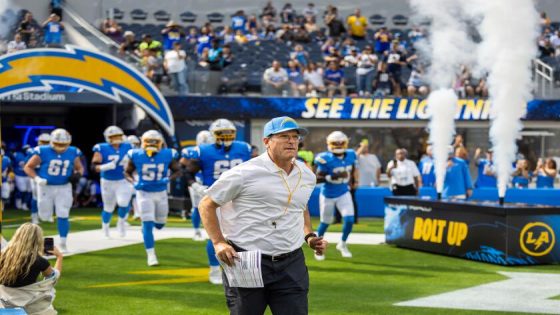 From player to coach, Jim Harbaugh imbues his Chargers with a fighting spirit – MASHAHER