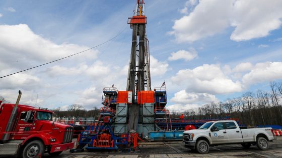 Can a president ban fracking? Experts fact-check Harris and Trump’s oil and gas claims – MASHAHER