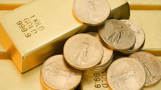 Should you buy gold bars and coins as interest rates fall? – MASHAHER