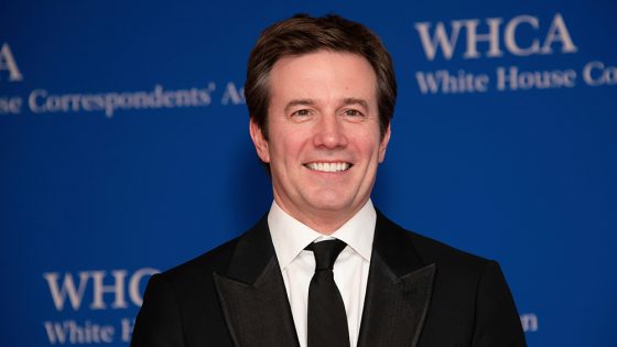 Jeff Glor Exits CBS News Amid Paramount Layoffs – MASHAHER