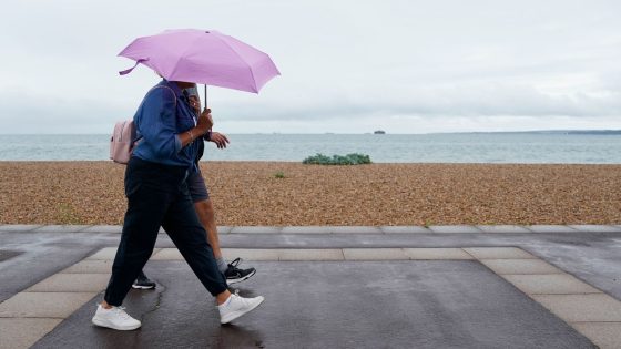 Fresh yellow weather warning issued for heavy rain for large part of UK | UK News – MASHAHER