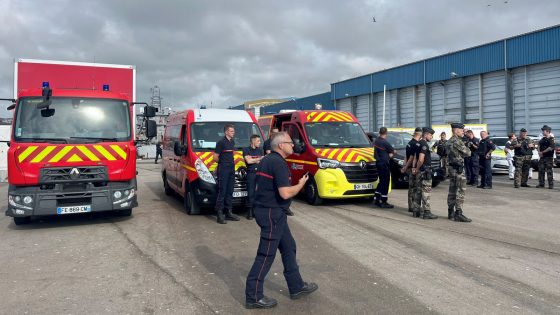 Ten women and girls among 12 dead after migrant boat sinks in Channel | World News – MASHAHER