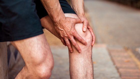 Tiny knee bone linked to arthritis may have helped humans walk upright, scientists suggest | Science & Tech News – MASHAHER