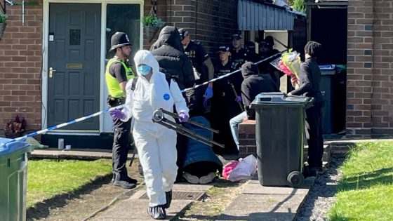 Two teenagers arrested after 13-year-old boy stabbed to death in Oldbury | UK News – MASHAHER