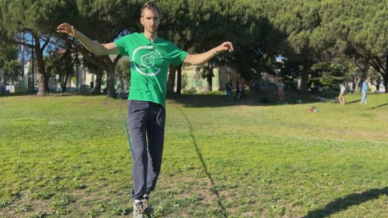 How the trend of slacklining is gaining momentum – MASHAHER