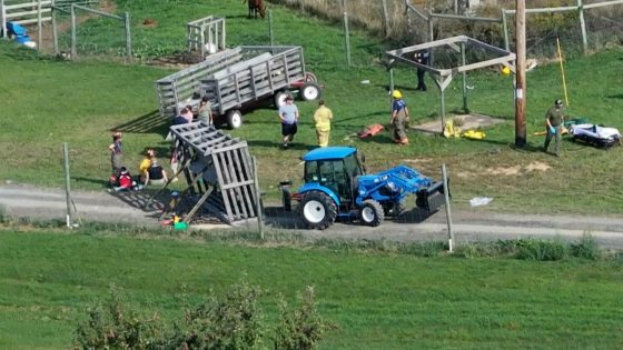 Dozens injured after wagon overturns at Wisconsin apple orchard: Authorities – MASHAHER