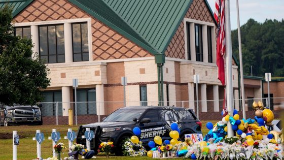 Mom of suspect in Georgia school shooting indicted and is accused of taping a parent to a chair – MASHAHER