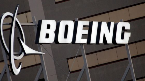 Boeing says it has a deal to avoid a strike by more than 30,000 machinists – MASHAHER