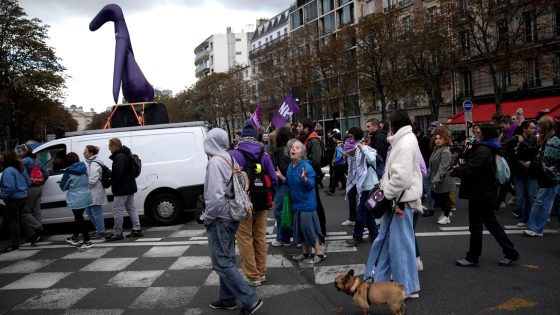 Hundreds rally in the streets of Paris to support world abortion rights – MASHAHER