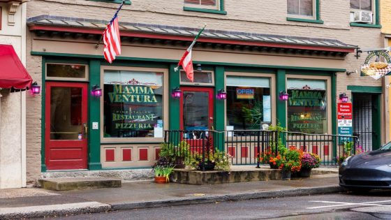 Co-owner of popular Gettysburg restaurant charged with selling drugs behind the eatery – MASHAHER