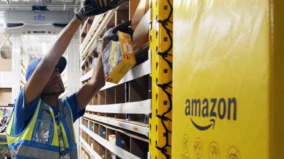 Wells Fargo downgrades Amazon on slowing growth expectations, Walmart competition – MASHAHER