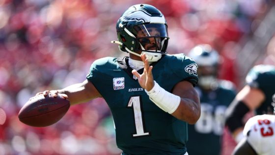 10 questions on NFL quarterbacks: Early concerns, hot starts – MASHAHER