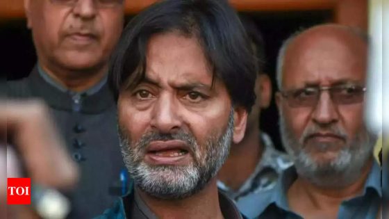 Have quit ‘armed struggle’ in 1984, have turned Gandhian: Yasin Malik in court | India News – MASHAHER