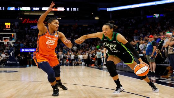 WNBA playoffs: Lynx snap 7-game home losing streak vs. Sun to even series 1-1 – MASHAHER