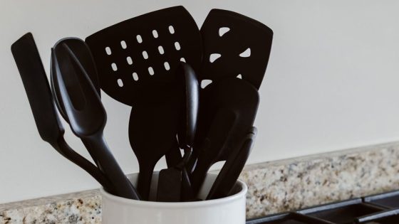 Black-colored plastic used for kitchen utensils and toys linked to banned toxic flame retardants – MASHAHER