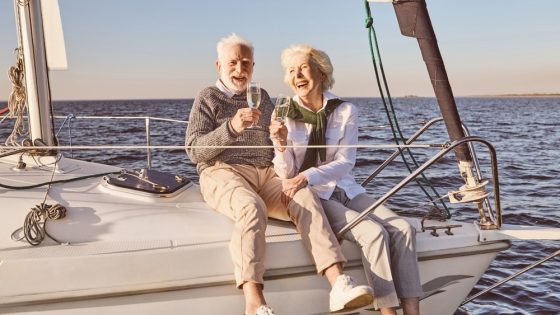 Are You A ‘Rich’ Retiree? Here’s The Net Worth And Income You Need To Be In The Top 10% – MASHAHER