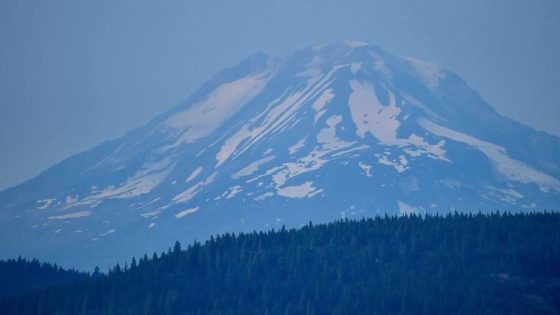 Mt Adams sees most monthly earthquake activity since 1982 – MASHAHER