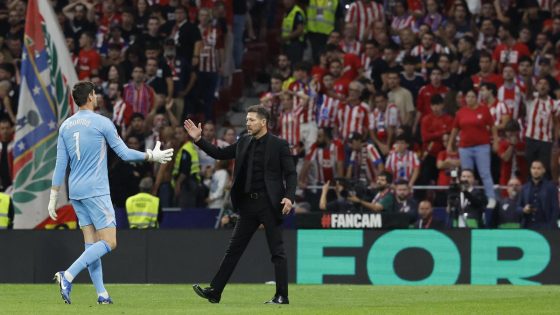 Atleticoâs Simeone reaffirms view that players who provoke fans should be punished – MASHAHER