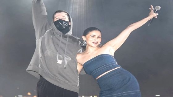 Alia Bhatt joins DJ Alan Walker during his Bengaluru concert, she says, “Namaskara” to the crowd : Bollywood News – MASHAHER