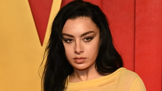 Charli XCX Joins Benito Skinner’s Amazon Comedy ‘Overcompensating’ – MASHAHER