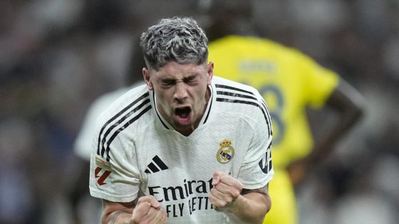 La Liga 2024-25: Vinicius, Valverde shine as Real Madrid blanks Villarreal 2-0 – MASHAHER